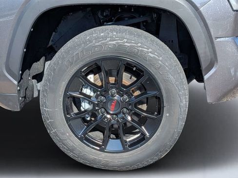Used 2023 Toyota Tundra SR5 w/ SR5 Convenience Package AWD/4WD image 10