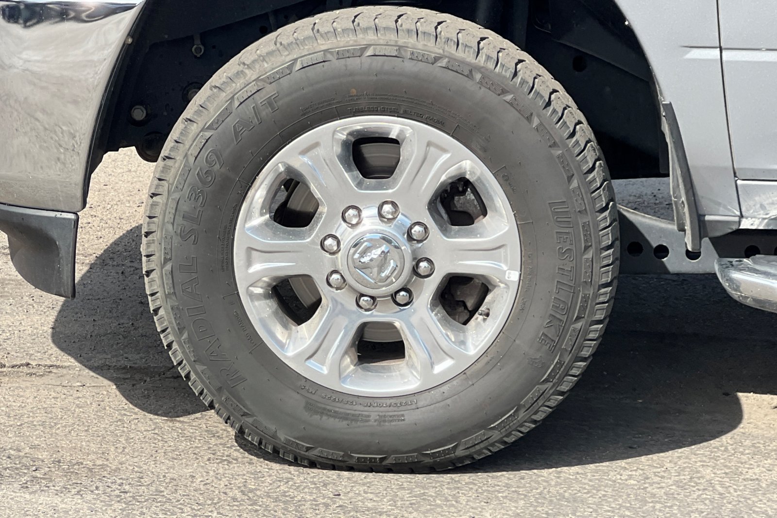 Used 2024 RAM 2500 Big Horn AWD/4WD image 26