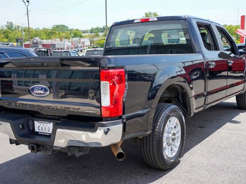Used 2018 Ford F250 XL w/ STX Appearance Package RWD image 6