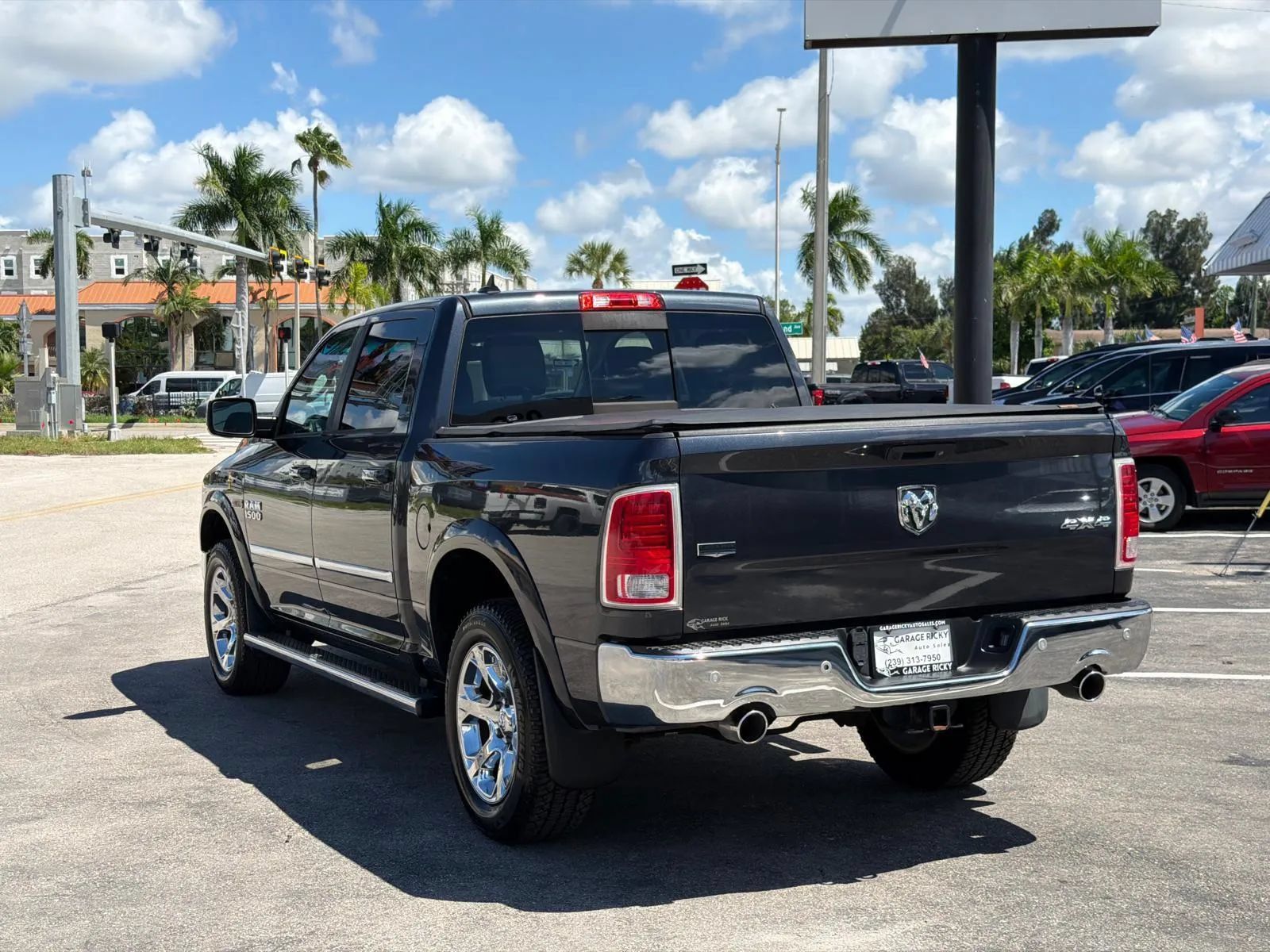 Used 2016 RAM 1500 Laramie w/ Convenience Group AWD/4WD image 7