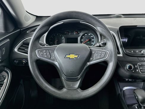 Used 2022 Chevrolet Malibu LT FWD image 18