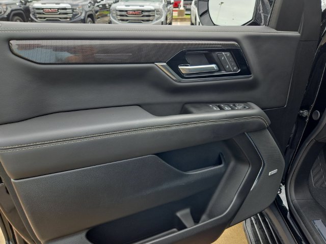 Used 2026 GMC Yukon Elevation RWD image 21