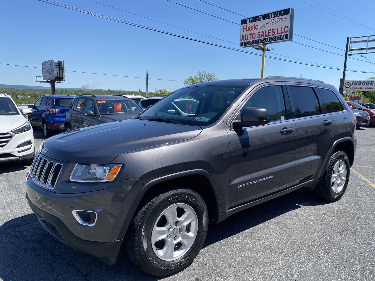 Used 2014 Jeep Grand Cherokee Laredo w/ Quick Order Package 23E AWD/4WD image 1