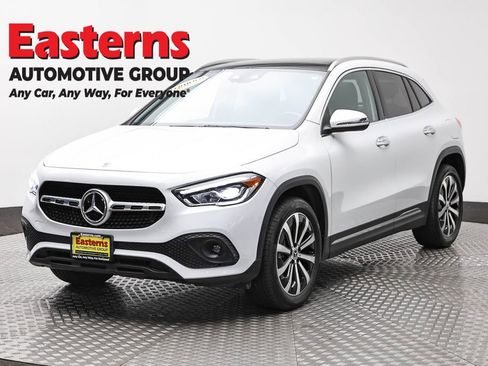 Used 2023 Mercedes-Benz GLA 250 4MATIC w/ Premium Package image 1