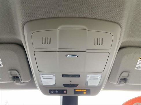 Used 2020 Buick Envision Preferred w/ LPO, Cargo Package image 31