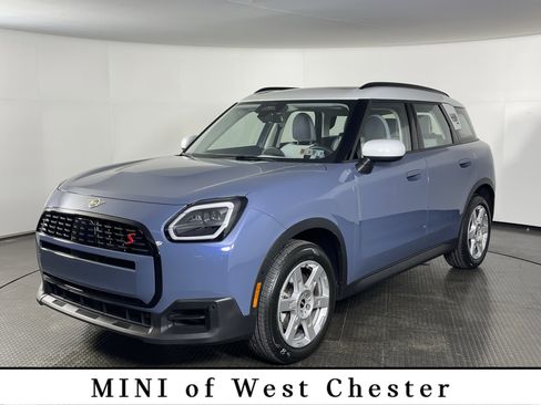 Used 2025 MINI Cooper Countryman S image 1