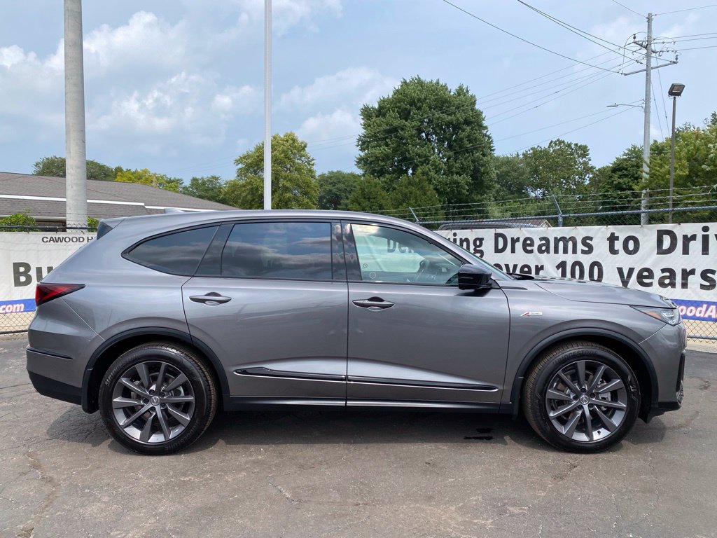 Used 2025 Acura MDX A-Spec AWD/4WD image 2