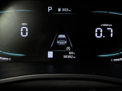 Used 2025 Kia Soul LX w/ LX Technology Package FWD image 36