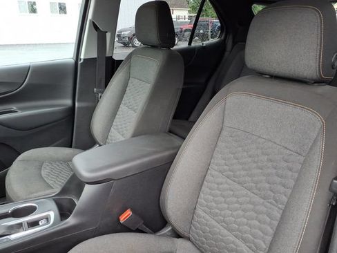 Used 2019 Chevrolet Equinox LT AWD/4WD image 16