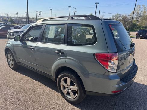 Used 2012 Subaru Forester 2.5X w/ Alloy Wheel Pkg AWD/4WD image 3