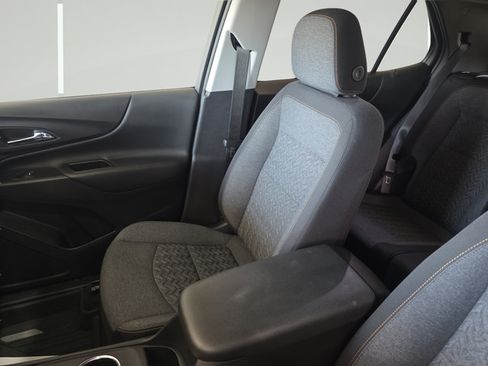 Used 2024 Chevrolet Equinox LT w/ LPO, Floor Liner Package FWD image 22