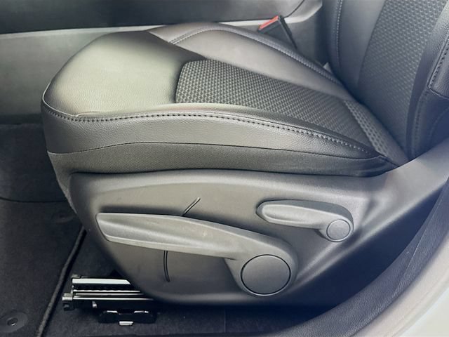 New 2026 Jeep Compass Latitude AWD/4WD image 22
