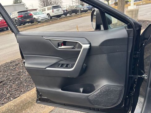 Used 2025 Toyota RAV4 XLE w/ Weather Package image 18