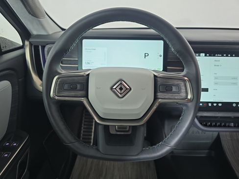 Used 2024 Rivian R1S Adventure AWD/4WD image 28