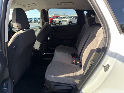Used 2022 Ford Escape SE image 10