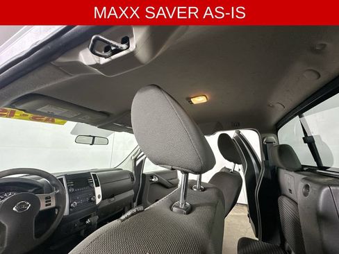 Used 2013 Nissan Frontier SV RWD image 11