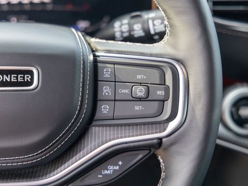 New 2026 Jeep Grand Wagoneer Summit AWD/4WD image 29