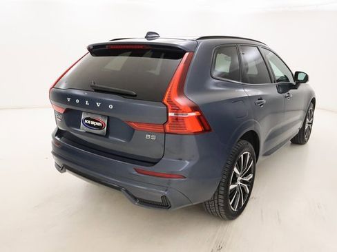 Used 2024 Volvo XC60 B5 Plus image 3