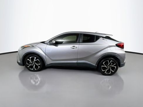 Used 2018 Toyota C-HR XLE FWD image 9
