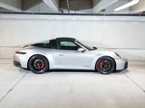 Certified 2026 Porsche 911 Targa 4 GTS AWD/4WD image 8