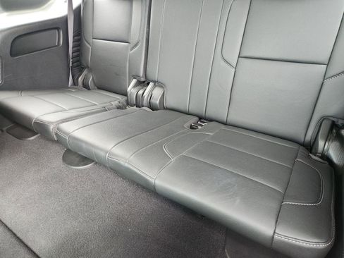 Used 2019 Chevrolet Tahoe LT w/ LT Signature Package AWD/4WD image 36