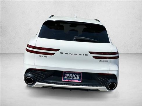 Used 2022 Genesis GV70 3.5T Sport AWD/4WD image 6