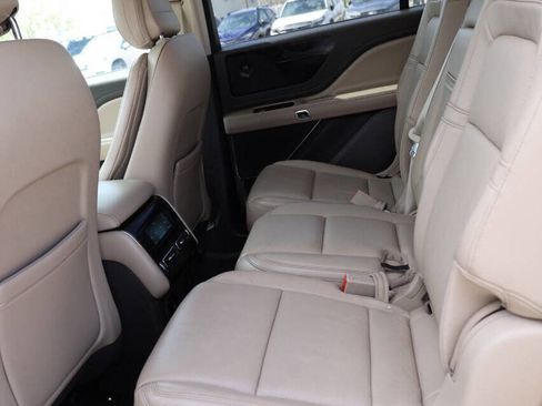 Used 2020 Lincoln Aviator Reserve w/ Equipment Group 201A AWD/4WD image 18