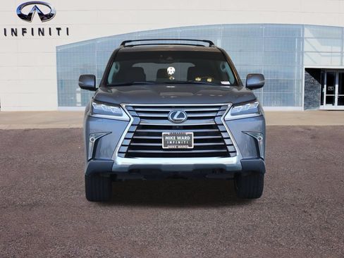Used 2017 Lexus LX 570 4WD w/ Luxury Package image 58