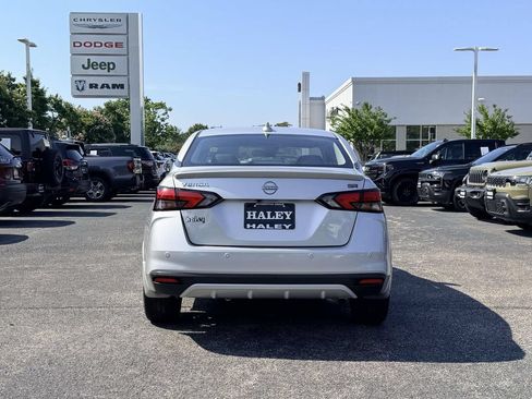 Used 2024 Nissan Versa SR w/ Trunk Package FWD image 3