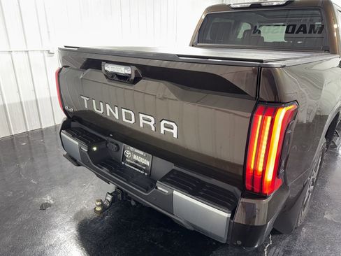 Used 2024 Toyota Tundra Limited w/ Power Package AWD/4WD image 37