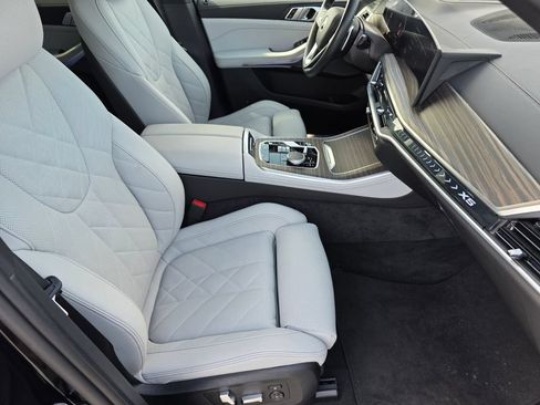 Certified 2025 BMW X5 xDrive40i w/ Premium Package AWD/4WD image 25