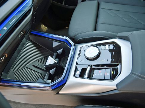 Used 2025 BMW X3 xDrive30i image 33