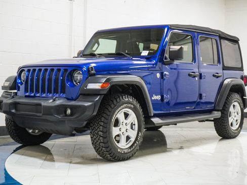 Used 2020 Jeep Wrangler Unlimited Sport S AWD/4WD image 4