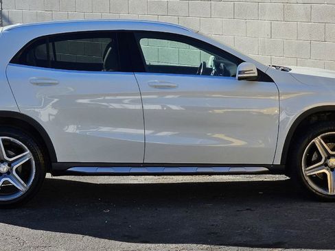 Used 2015 Mercedes-Benz GLA 250 4MATIC image 6