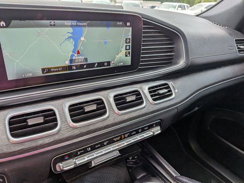 Used 2020 Mercedes-Benz GLS 450 4MATIC image 17