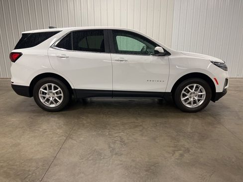 Certified 2023 Chevrolet Equinox LT image 2