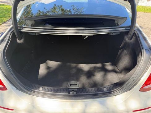 Used 2018 Mercedes-Benz E 300 image 16