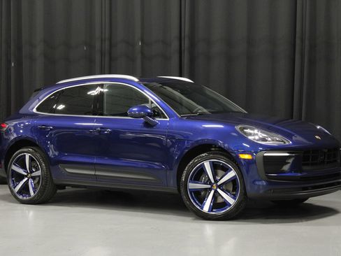 New 2026 Porsche Macan AWD/4WD image 7
