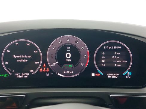 Certified 2025 Porsche Cayenne E-Hybrid AWD/4WD image 21