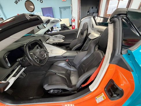 Used 2024 Chevrolet Corvette Stingray Premium Conv w/ 3LT image 25