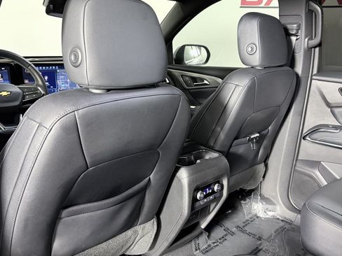 Used 2026 Chevrolet Traverse LT FWD image 26