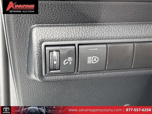 Certified 2025 Toyota Corolla LE image 23