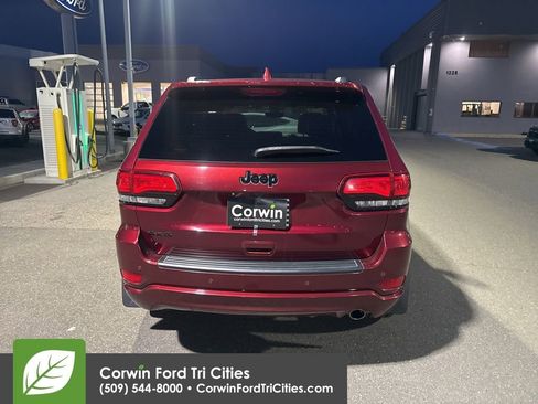 Used 2019 Jeep Grand Cherokee Altitude image 4