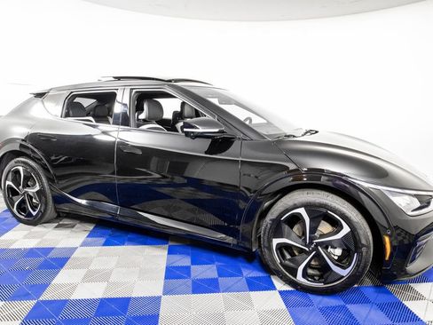 Used 2023 Kia EV6 GT-Line w/ GT-Line Suede Seat Package image 3