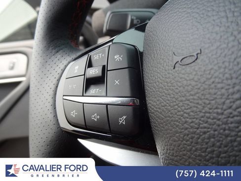 Used 2026 Ford Explorer ST-Line w/ ST-Line Street Pack AWD/4WD image 20