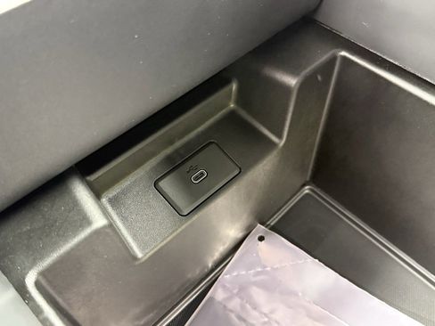 New 2026 GMC Sierra EV Elevation w/ Premium Package image 21