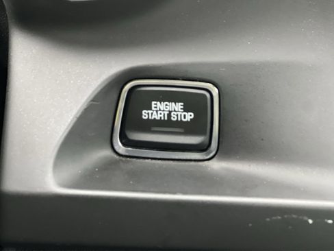 Used 2018 Chevrolet Camaro LT image 31