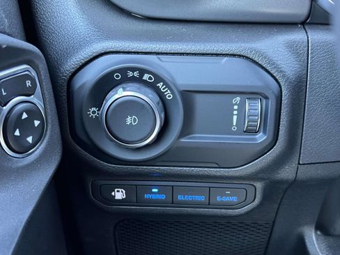 Used 2023 Jeep Wrangler Unlimited w/ Cold Weather Group image 24