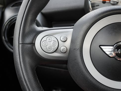 Used 2009 MINI Cooper John Cooper Works FWD image 21