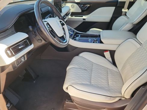 Used 2022 Lincoln Aviator Black Label w/ Dynamic Handling Package AWD/4WD image 7